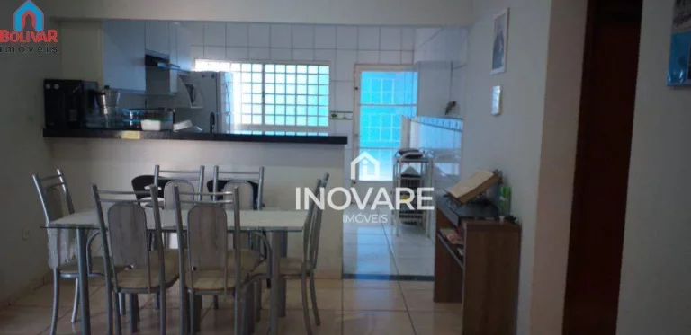 Imagem Casa com 2 dormitórios à venda, 180 m² por R$ 350.000,00 - Karfan - Itumbiara/GO