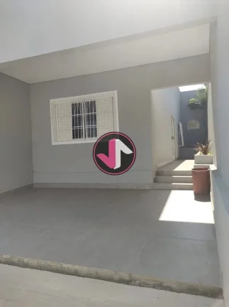 Imagem Casa no Bairro Santa Cruz 1 - cuiabá - MT Esta casa nova oferece um ambiente espaçoso e confortáv...