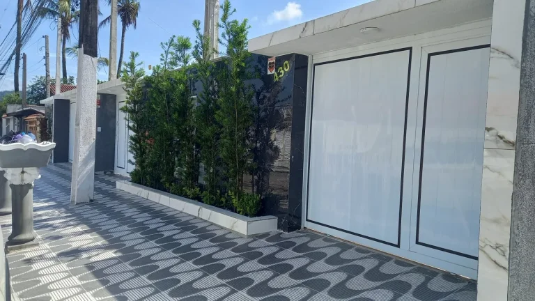 Imagem Casa para Venda em Itanhaém, Jardim Suarão (Interior), 3 dormitórios, 1 suíte, 2 banheiros, 2 vagas