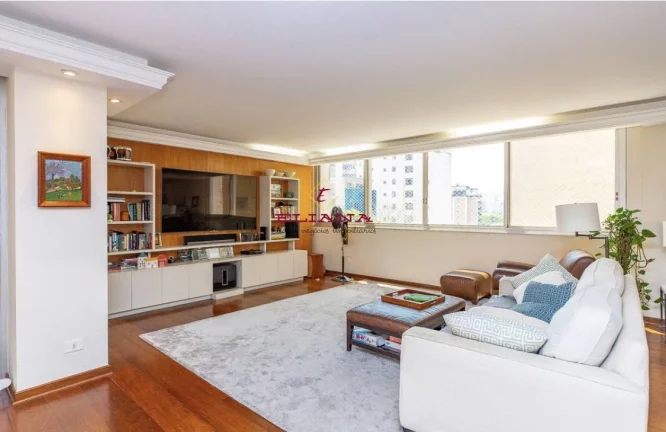 Apartamento à venda em São Paulo, Itaim Bibi, com 3 quartos, 331m²