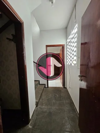 Imagem Se você procura um imóvel comercial espaçoso e bem localizado em Cuiabá, esta Casa Comercial no ...