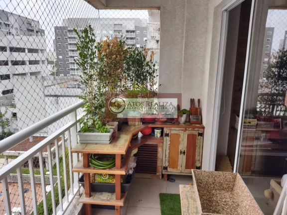 Imagem Compre Apartamento em Vila Isa com sacada - São Paulo