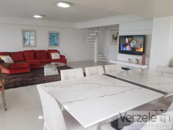 Imagem Apartamento para Temporada em Balneário Camboriú / SC no bairro Centro