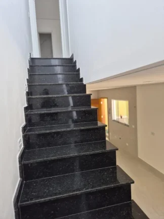 Imagem Casa para Venda em Santo André, Parque Jacatuba, 2 dormitórios, 2 suítes, 1 banheiro, 2 vagas