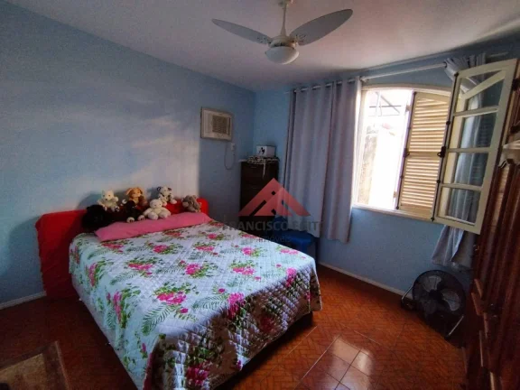 Imagem Casa com 2 dormitórios à venda, 89 m² por R$ 250.000,00 - Neves - São Gonçalo/RJ