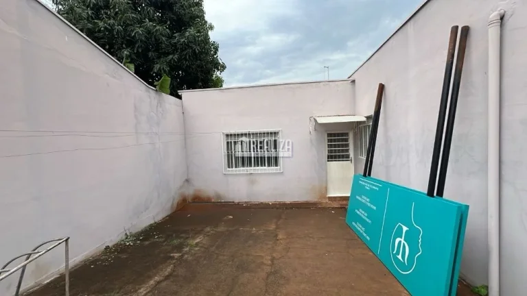 Imagem Casa de 5 dormitórios à venda no bairro Mercês, Uberaba