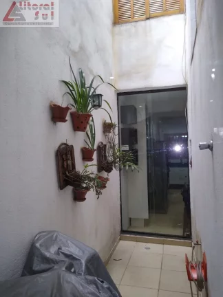 Imagem Sobrado 03 dormitórios , sendo 01 suite , sacada - Itaquera -São Paulo - SP