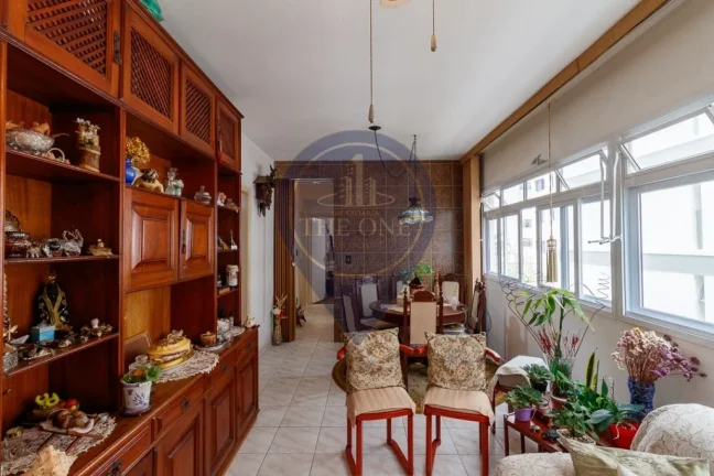 Imagem Apartamento à Venda em Indianópolis, São Paulo-SP: 2 Quartos, 2 Salas, 2 Banheiros, 1 Vaga de Garagem, 73m² de Área. Venha Conferir!