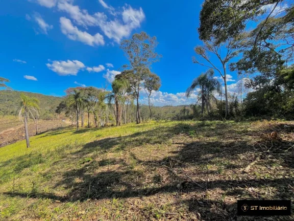 Imagem Terreno na Estrada do Rio Acima, Boa Topografia 1680m² por R$250mil