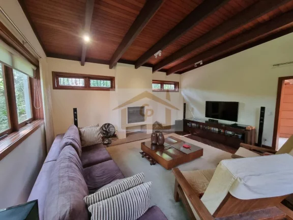 Imagem Conforto, segurança e natureza!!! Casa com 3 suítes , 4 vagas - *Granja Viana