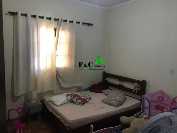 Imagem Casa para Venda em Limeira, Jardim Boa Vista, 4 dormitórios, 1 banheiro, 2 vagas