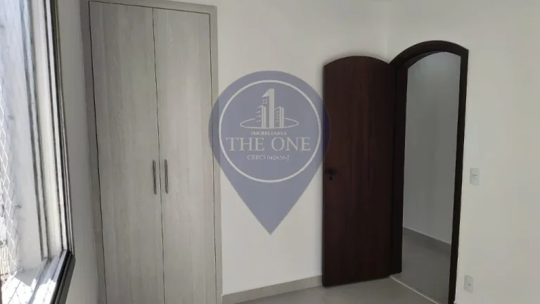 Imagem Apartamento de luxo na Vila Mariana: 3 quartos, 1 suíte, 2 salas e 2 vagas de garagem, 102m² - São Paulo-SP.