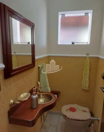 Imagem Linda casa de campo ,condomínio fechado de alto padrão ,portaria com reconhecimento fácil ,segura...