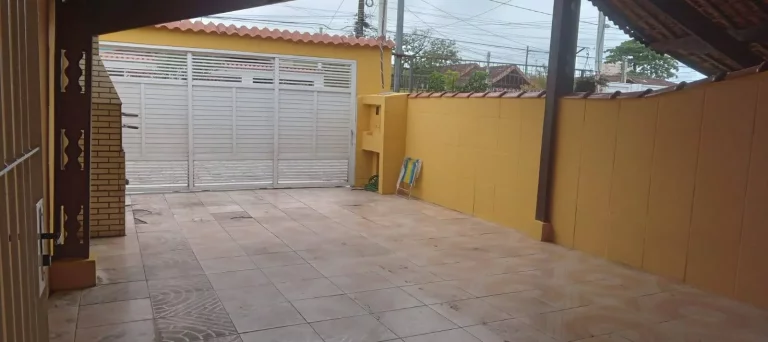 Imagem Casa Pronta para Morar no Maracanã com 4 Quartos e 2 Suítes