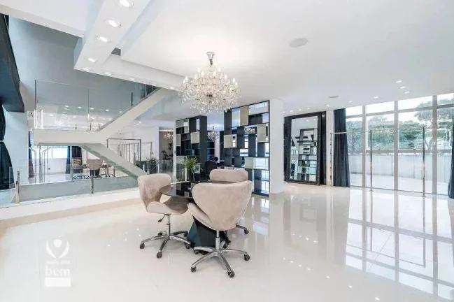 Imagem Casa com 751m², 4 suítes, piscina, 10 vagas de garagem à venda por R$ 4.000.000 - Jardim Social - Curitiba/PR