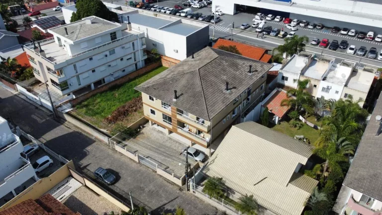 Imagem Apartamento para Venda em Florianópolis / SC no bairro Ingleses do Rio Vermelho