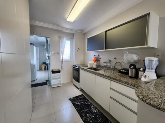 Imagem Imperdível! Apartamento à venda na Riviera de São Lourenço Módulo 02 com 3 quartos, 1 suíte, 2 salas, 2 vagas de garagem e 93,56 m².