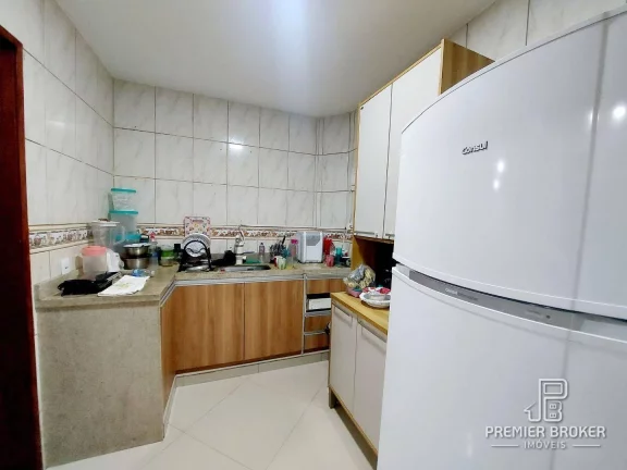 Imagem Apartamento à venda, 78 m² por R$ 350.000,00 - Várzea - Teresópolis/RJ