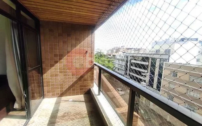 Imagem Apartamento com 3 dormitórios à venda, 90 m² por R$ 850.000,00 - Centro - Cabo Frio/RJ