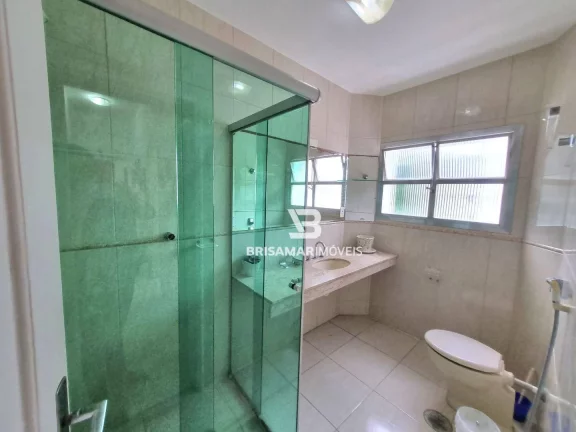 Imagem PITANGUEIRAS- UMA QUADRA DA PRAIA , LOCALIZAÇÃO ESPETACULAR , GARAGEM .