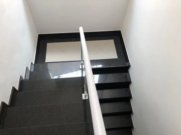 Imagem Sobrado com 3 dormitórios à venda, 190 m² por R$ 740.000,00 - Jardim Quaresmeira II - Suzano/SP