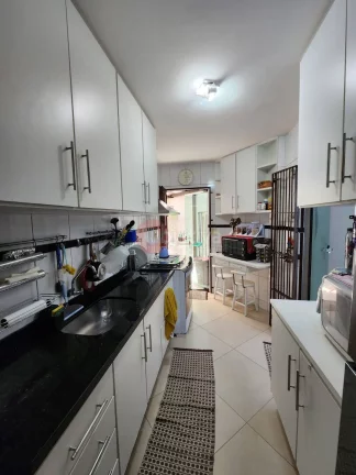 Imagem Casa triplex em condomínio, 4 quartos, Ogiva - Cabo Frio