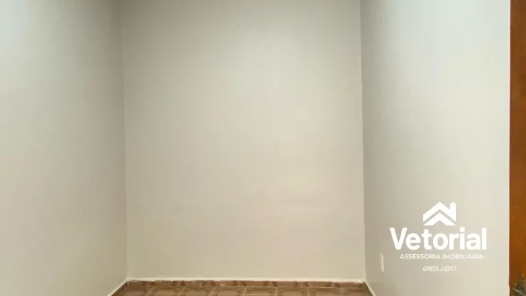 Imagem Casa para locação comercial com 3 quartos no Sandra Regina - Barreiras-BA