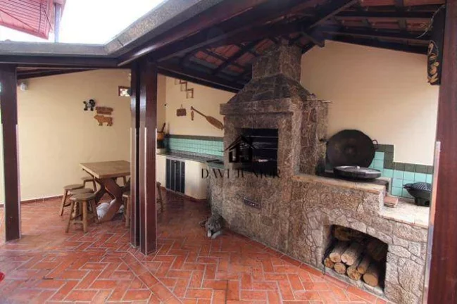 Imagem Casa com 3 suítes à venda, 215 m² por R$ 690.000 - Jardim Simus - Sorocaba/SP