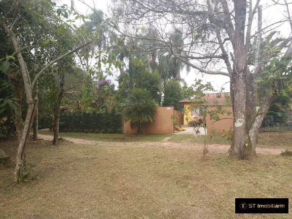 Imagem Casa de Campo em Atibaia/SP com Pé na Água p/ Financiamento - R$580.000!