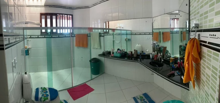Imagem Casa de Alto Padrão na Atalaia - 4 Quartos, Piscina e Espaço de Churrasqueira - Imperdível!