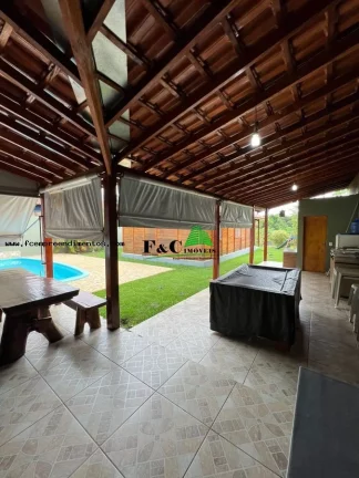 Imagem Chácara para Venda em Limeira, Bairro dos Pires, 2 dormitórios, 2 banheiros, 3 vagas