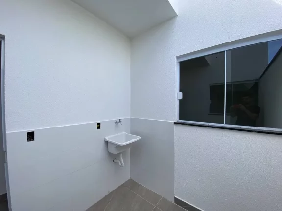 Imagem Casa à venda com 2 dormitórios no Parque Vista Bárbara