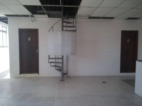Imagem Galpão pode ser Deposito e Armazém 1000 m² Pé Direito 6 m² 4 Vagas