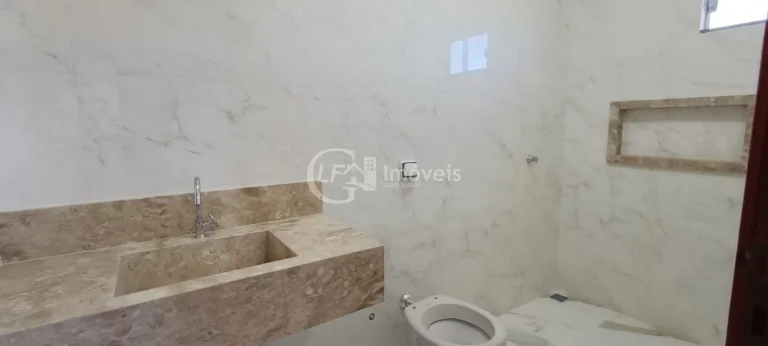Imagem Casa para venda em Campo Grande-MS, bairro Panamá: 2 quartos, 1 suíte, 1 sala, 3 banheiros, 3 vagas de garagem, 133m².