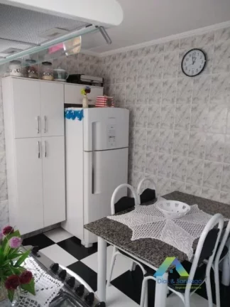 Imagem Santo André condomínio fechado Sobrado 47M², 2 dormitórios, 1 vaga, ótima localização e valor !!!