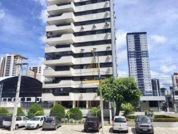 Apartamento com varanda e área de lazer completa em Tambaú - AP0124