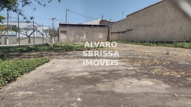 Imagem Terreno comercial perfeito de esquina 397m2 com excelente localização para seu comércio