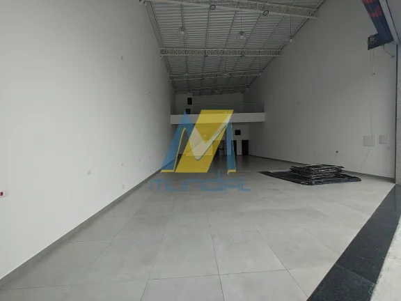 Imagem Salão Comercial Amplo para Locação 300m² | Espaço e Versatilidade