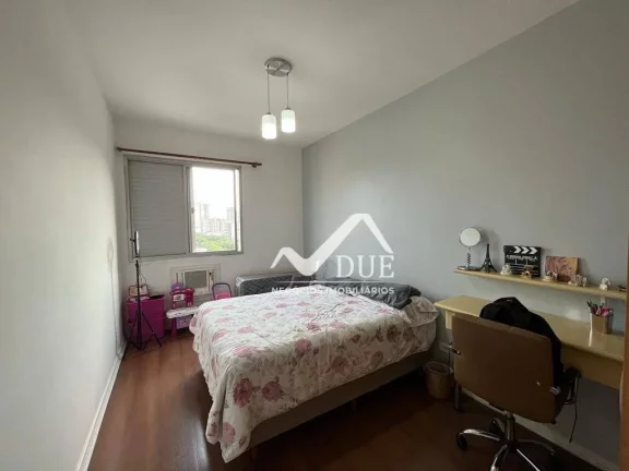 Imagem Apartamento com 2 dormitórios à venda, 72 m² por R$ 530.000,00 - Marapé - Santos/SP