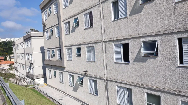 Imagem Apartamento com 2 dormitórios à venda, 39 m² por R$ 212.000,00 - Centro (Cotia) - Cotia/SP
