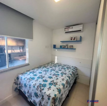 Imagem VENDO CASA 2/4 MOBILIADA EM CONDOMINIO NO SIM