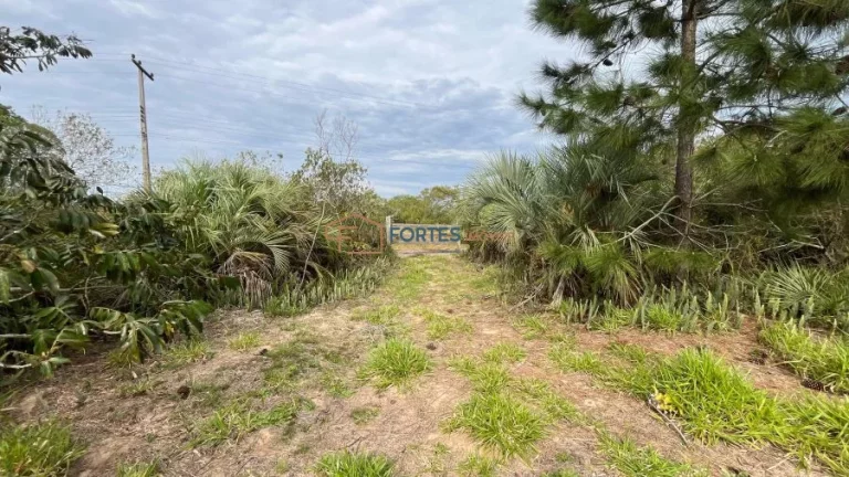 Imagem Fortes Imóveis Vende Terreno no Condomínio Jardim da Lagoa