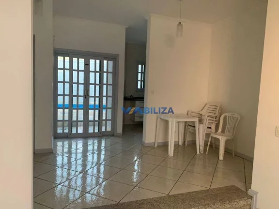 Imagem Casa com 3 dormitórios à venda, 190 m² por R$ 1.100.000,00 - Centro - Arujá/SP