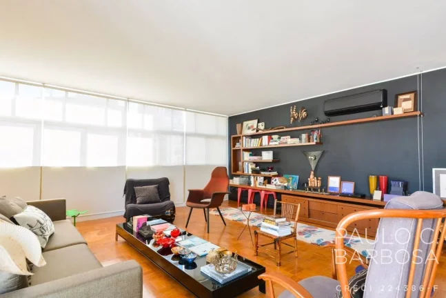 Imagem Higienópolis Venda - 3 Dormitórios (2 suítes) - 3 Vagas - 260m²