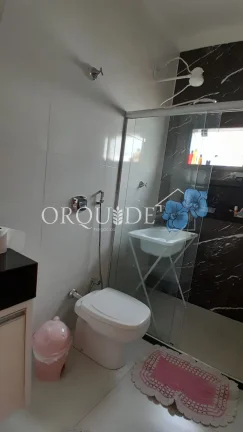 Imagem Imóvel de Luxo à Venda em Rio Verde-GO: Casa com 4 Quartos, 2 Suítes e 205m² no Residencial Solar dos Ataídes 2ª Etapa