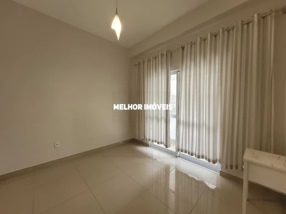 Imagem Apartamento Garden á venda com Piscina Privativa e 02 Vagas de Garagem no Edifício Mont Saint Michel no centro de Balneário Camboriú.