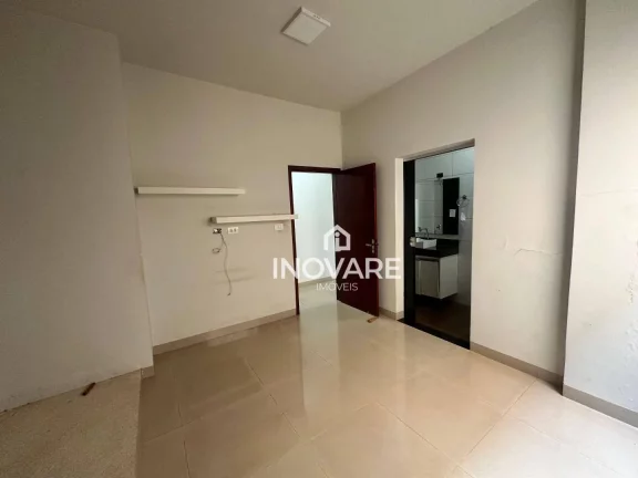 Imagem Casa com 3 dormitórios para alugar, 230 m² por R$ 3.500,00/mês - Setor Central - Itumbiara/GO