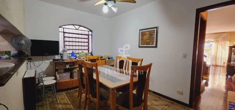 Imagem Sobrado à venda, 204 m² com 4 dormitórios, 2 suítes, 4 banheiros, 2 vagas - Jardim das Vertentes - São Paulo/SP