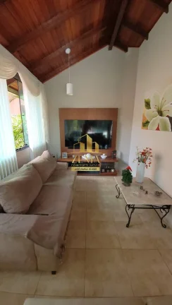 Imagem Sobrado Condomínio 03 dorms, Piscina no Condo, Segurança 24h, 03 vagas