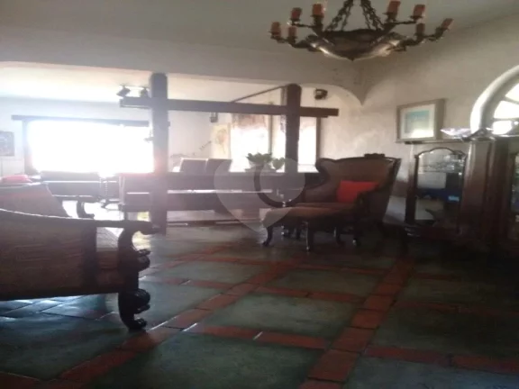 Imagem Casa à venda com 4 quartos, sendo 4 suítes, em Vila Sônia, São Paulo - SP